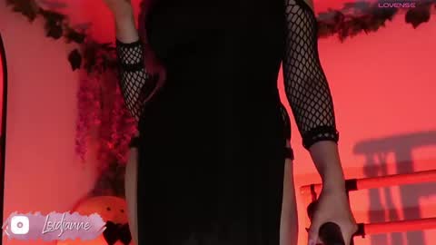 Snapshot of loidjanne chatting on September 20, 4:35 am Janne Miller 9pm to 3am GMT-5 online show from September 20, 4:35 am