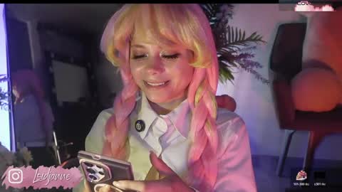 Snapshot of loidjanne chatting on May 21, 12:39 am Janne Miller 9pm to 3am GMT-5 online show from May 21, 12:39 am