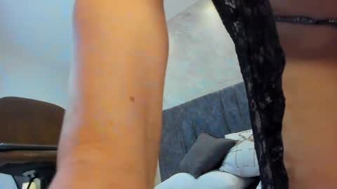 Snapshot of lola__sweet0591 chatting on September 13, 10:15 am Lola Sweet online show from September 13, 10:15 am