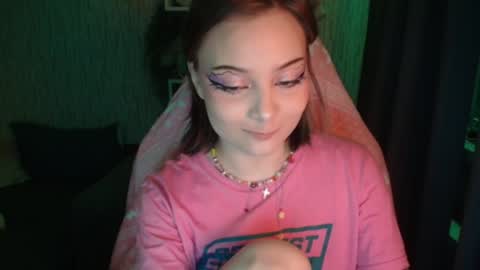 lola online show from January 27, 12:05 pm