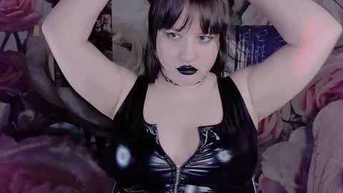 Lola Chi online show from February 8, 8:09 am