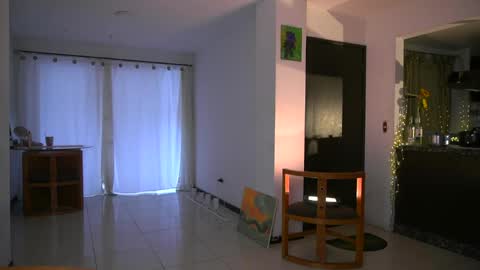 Snapshot of lola_cocks chatting on May 12, 6:27 pm mara online show from May 12, 6:27 pm