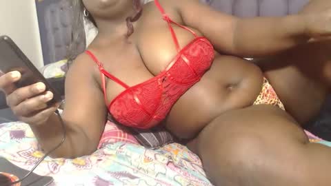 Snapshot of lola_honney chatting on November 8, 2:50 pm lola_honney online show from November 8, 2:50 pm