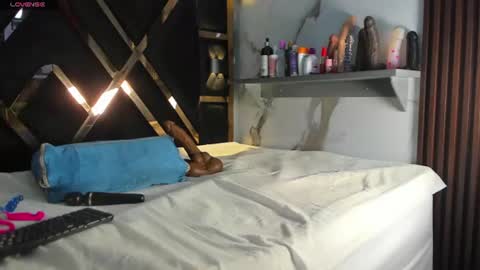 Snapshot of lola_hornei chatting on June 26, 1:32 am Lola online show from June 26, 1:32 am