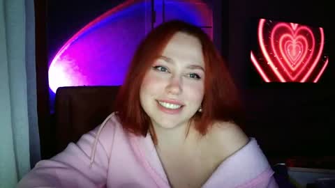 LolaaMint  online show from April 19, 6:10 pm