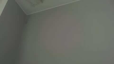 Snapshot of lolaandresbis chatting on June 7, 3:27 pm lolaandresbis online show from June 7, 3:27 pm
