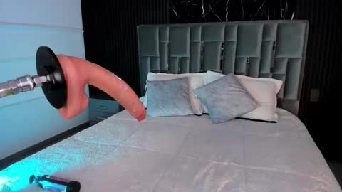 Lola Angel online show from February 10, 8:57 pm