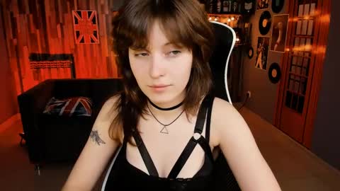 Snapshot of lolaasmus chatting on May 30, 5:48 am I consider myself the god Loki but life just calls me LOL online show from May 30, 5:48 am