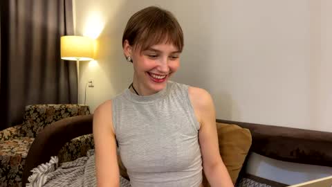 Snapshot of lolaatatee chatting on May 31, 6:53 pm lolaatatee online show from May 31, 6:53 pm