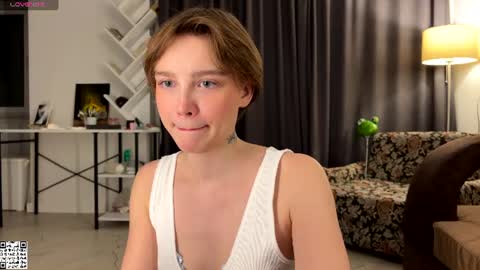 Snapshot of lolaatatee chatting on July 1, 9:03 pm lolaatatee online show from July 1, 9:03 pm