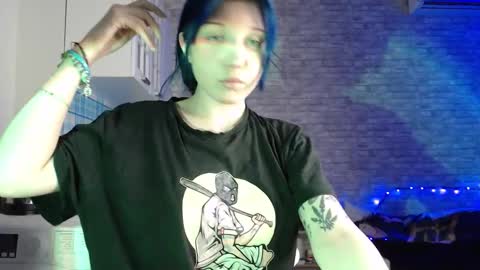 Lola online show from October 16, 8:54 pm