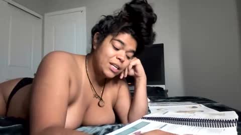 lolafoxlive online show from November 5, 6:13 am