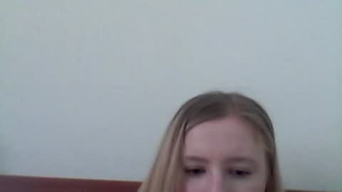 lolaglamour_ online show from June 27, 10:42 am