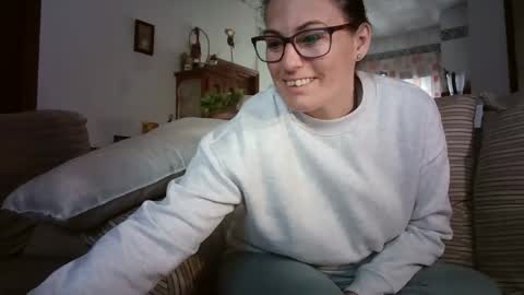 Snapshot of lolahueso chatting on February 1, 9:41 am LOLA HUESO y ERIC online show from February 1, 9:41 am