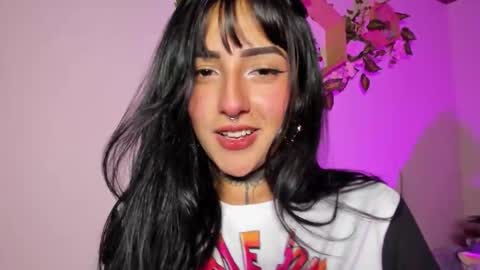 Lola online show from March 10, 7:24 am