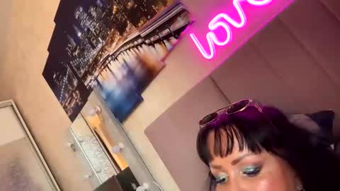 Lolaley2 online show from October 15, 8:25 am