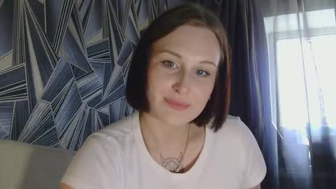 Lola online show from September 24, 8:28 am