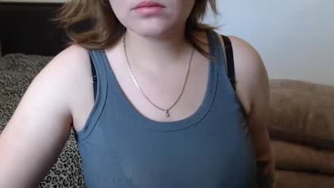 Snapshot of lolamyr chatting on June 16, 6:38 am kiss online show from June 16, 6:38 am