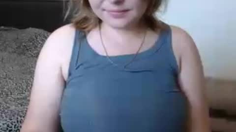 Snapshot of lolamyr chatting on July 6, 6:21 am kiss online show from July 6, 6:21 am