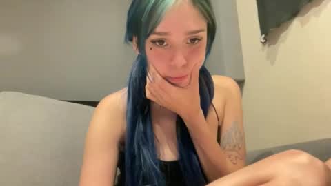 Snapshot of lole6913 chatting on February 3, 3:26 am lole online show from February 3, 3:26 am