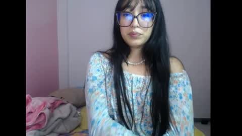 Snapshot of lolitabitchhorney_ chatting on April 7, 4:57 am Lolita online show from April 7, 4:57 am
