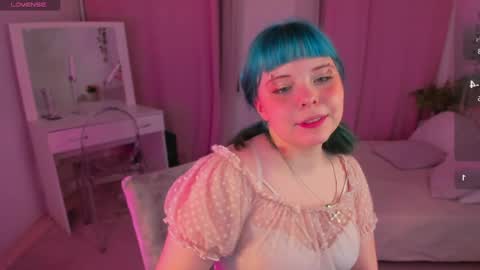 Lolly   online show from April 28, 4:34 pm