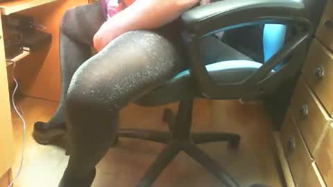 Snapshot of lolote36 chatting on March 3, 9:53 pm lolote36 online show from March 3, 9:53 pm