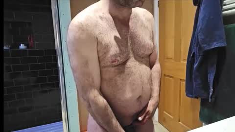 Snapshot of london_boy_35 chatting on March 21, 1:10 am hey you online show from March 21, 1:10 am