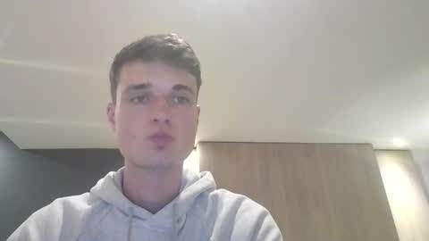 Snapshot of london_tomy chatting on September 27, 5:12 am london_tomy online show from September 27, 5:12 am