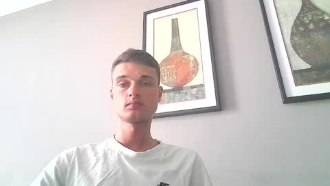 Snapshot of london_tomy chatting on February 11, 8:58 pm london_tomy online show from February 11, 8:58 pm