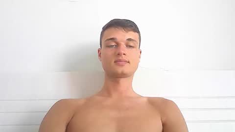 Snapshot of london_tomy chatting on February 15, 10:06 pm london_tomy online show from February 15, 10:06 pm