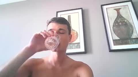 Snapshot of london_tomy chatting on February 21, 9:38 pm london_tomy online show from February 21, 9:38 pm