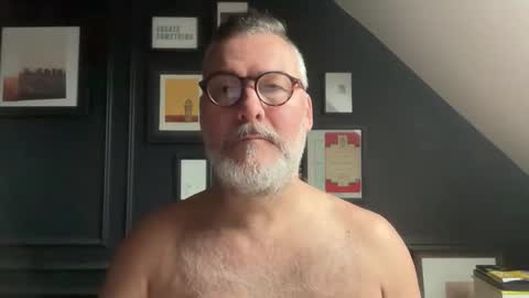 EnglishBear online show from January 9, 12:19 pm