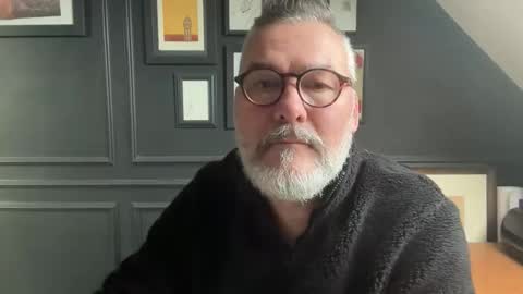 EnglishBear online show from January 19, 1:15 pm