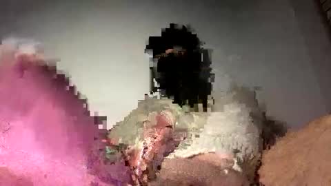 londonluxelad online show from March 28, 4:45 am