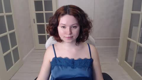 Snapshot of londonmiley chatting on February 27, 3:23 pm LondonMiley online show from February 27, 3:23 pm