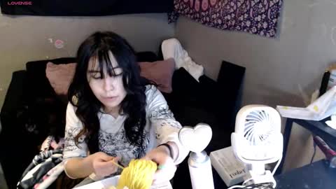 londonray online show from February 14, 8:00 am