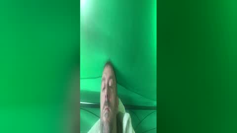 Snapshot of londonsbigbenxxx chatting on June 26, 7:46 am londonsbigbenxxx online show from June 26, 7:46 am