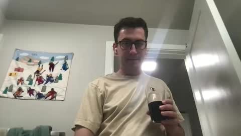 longjohn102933 online show from April 3, 6:55 am