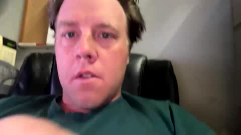 Snapshot of longjohnsilverskin chatting on May 4, 9:49 am longjohnsilverskin online show from May 4, 9:49 am
