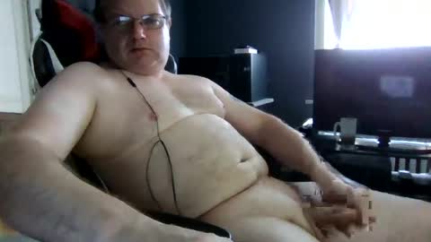 Snapshot of longndeep75 chatting on July 28, 6:42 pm longndeep75 online show from July 28, 6:42 pm