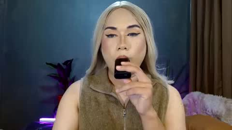 My Lover Dadddy roberto online show from March 5, 7:59 am