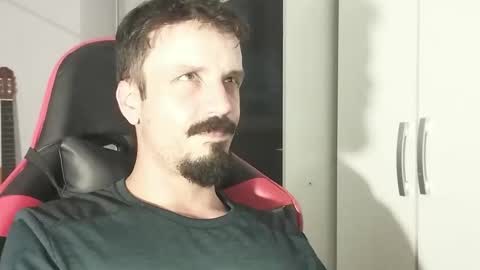 Snapshot of lookaz4010 chatting on January 2, 9:50 pm Lucas online show from January 2, 9:50 pm