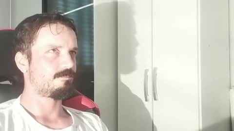 Snapshot of lookaz4010 chatting on February 7, 12:06 pm Lucas online show from February 7, 12:06 pm