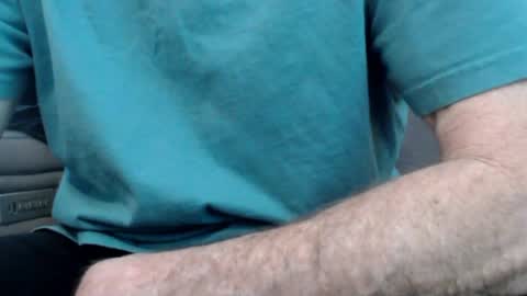 looking469 online show from April 23, 3:47 pm