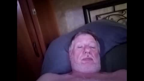 Snapshot of lookingagain181 chatting on September 13, 6:40 pm lookingagain181 online show from September 13, 6:40 pm