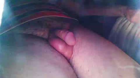 Snapshot of lookingforcougars500 chatting on April 30, 3:57 am lookingforcougars500 online show from April 30, 3:57 am