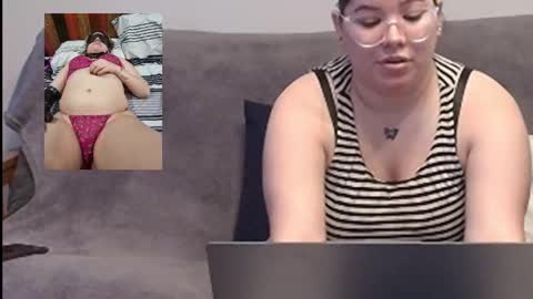 Snapshot of loqurasxxx32 chatting on February 27, 4:32 pm Loqurita online show from February 27, 4:32 pm