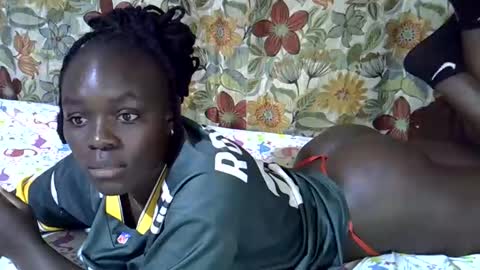 Snapshot of lora_amor chatting on May 29, 11:52 am lora_amor online show from May 29, 11:52 am