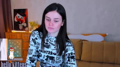 Snapshot of lora_cain chatting on December 12, 3:59 pm Lora Cain online show from December 12, 3:59 pm